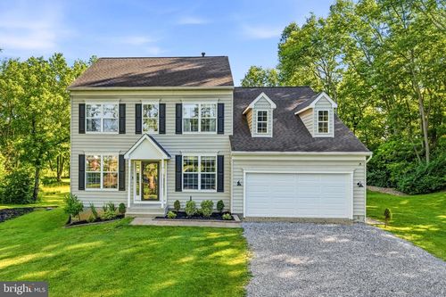 8494 Devon Ln, WALKERSVILLE, MD, 21793-9311 | Card Image