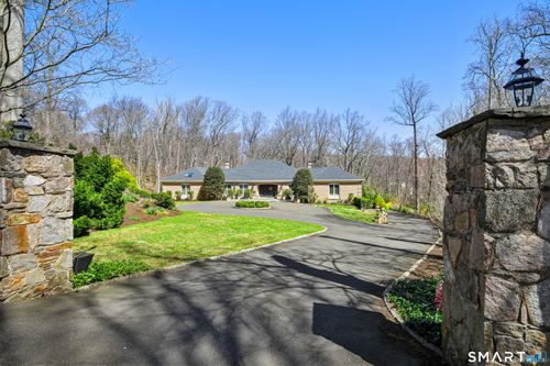 159 Long Close Rd, Stamford, CT, 06902-1303 | Card Image