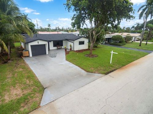 1411 Ne 41st St, Oakland Park, FL, 33334-4658 | Card Image