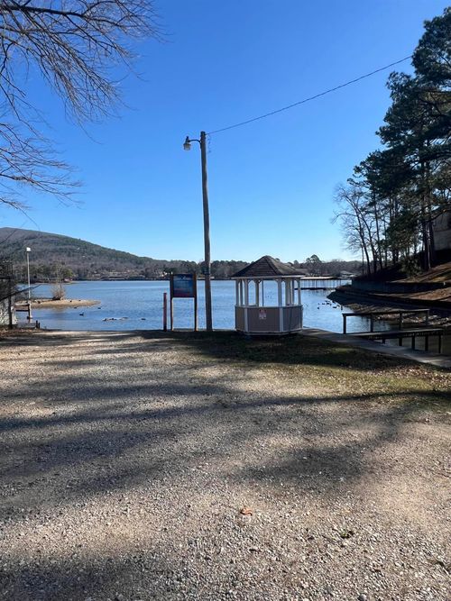 233 Bayside Rd, Hot Springs, AR, 71913-2572 | Card Image