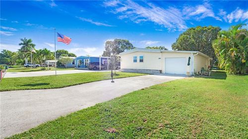 280 Indian Key Ln, NAPLES, FL, 34114-8426 | Card Image