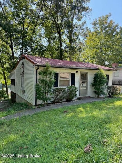 224 Perch Dr, Falls Of Rough, KY, 40119-6130 | Card Image