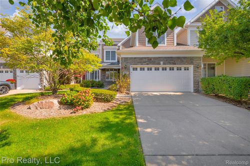 26001 Island Lake Dr, Novi, MI, 48374-2161 | Card Image