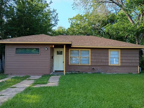 5617 Malmedy Rd, Houston, TX, 77033-1617 | Card Image