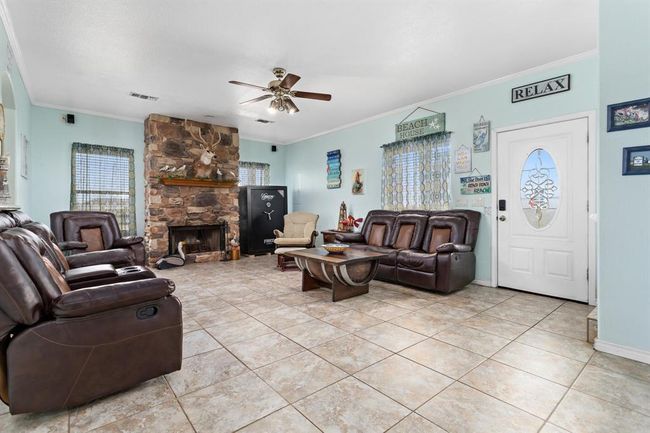 1216 Overton Ave, House other with 5 bedrooms, 3 bathrooms and 2 parking in Port Bolivar TX | Image 9