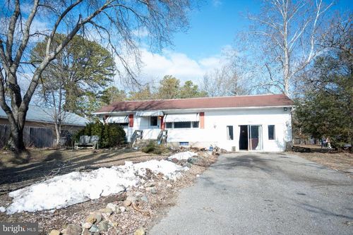 387 Lakehurst Rd, Browns Mills, NJ, 08015-6827 | Card Image