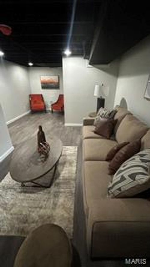 3647 Hebert St, Saint Louis, MO, 63107-2223 | Card Image