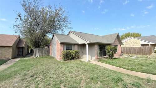 510 Matterhorn St, Cedar Hill, TX, 75104-2837 | Card Image