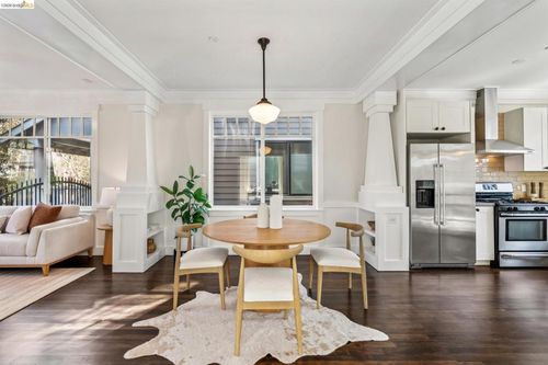 1479 34th St, Oakland, CA, 94608-4143 | Card Image