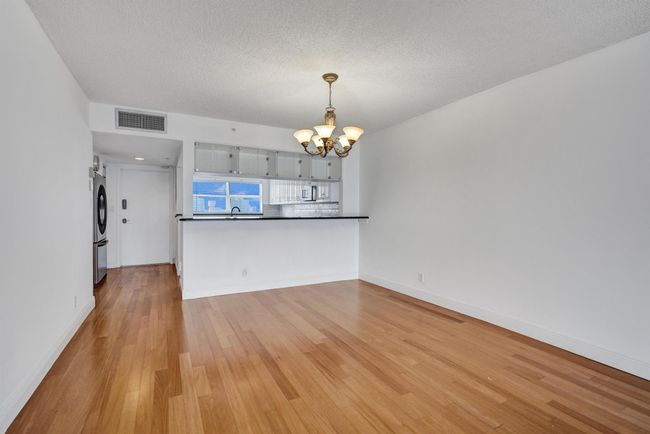 APT-918C - 3300 S Ocean Blvd, Condo with 2 bedrooms, 2 bathrooms and null parking in Highland Beach FL | Image 13