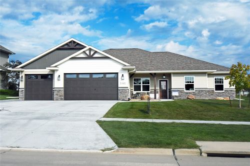 5195 Winslow Rd, Marion, IA, 52302-9004 | Card Image