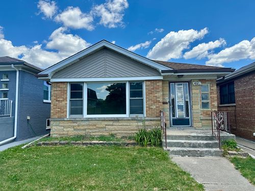 4527 N Newcastle Ave, Harwood Heights, IL, 60706-4831 | Card Image