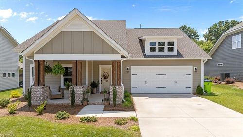 1668 Ashmead Ln, Clemmons, NC, 27012-9686 | Card Image