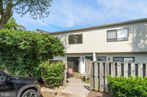 273-273 Summit House, WEST CHESTER, PA, 19382-6551 | Card Image