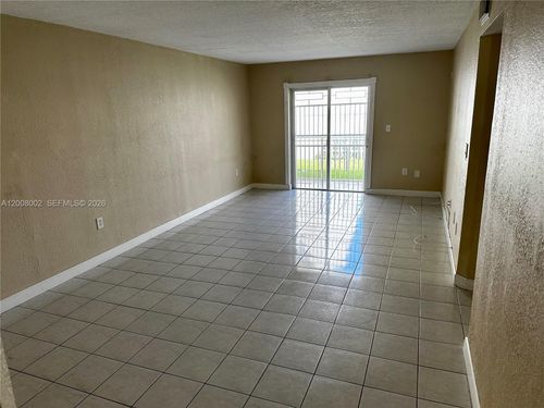 124-7011 W 29th Ave, Hialeah, FL, 33018-5383 | Card Image