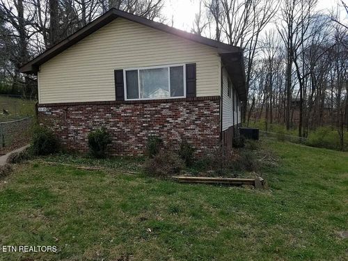 113/115 Walsh Lane, Oak Ridge, TN, 37830 | Card Image
