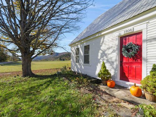 1806 Route 100 South, Rochester, VT, 05767 | Card Image