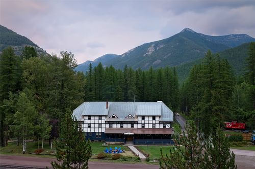 290 Izaak Walton Inn Rd, Essex, MT, 59916-9708 | Card Image