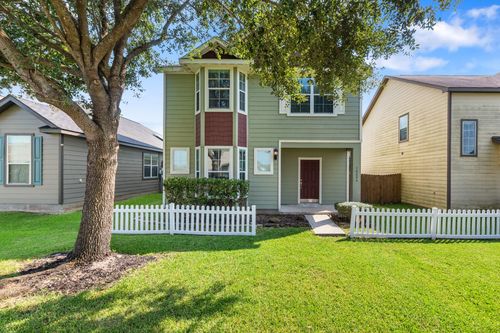 10884 S Lake Mist Ln, Willis, TX, 77318-5748 | Card Image