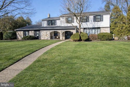 233 Lamplighter Ln, HUNTINGDON VALLEY, PA, 19006-3032 | Card Image