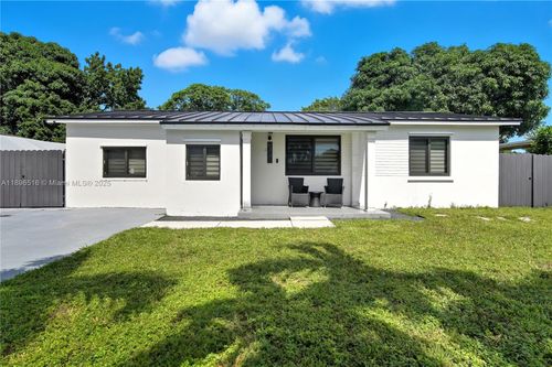 6731 Sw 5th Ter, Miami, FL, 33144-3648 | Card Image