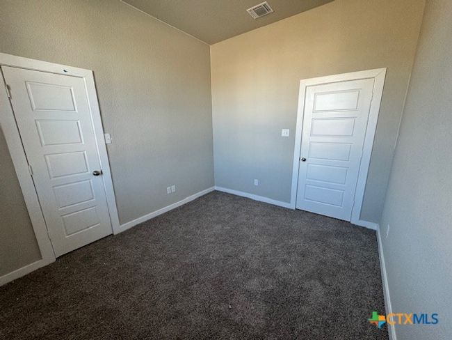 927 James Parker Cir, House other with 3 bedrooms, 2 bathrooms and null parking in Killeen TX | Image 9