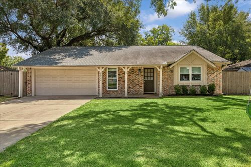 2622 Parana Dr, Houston, TX, 77080-3822 | Card Image