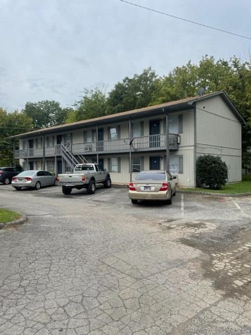 731 20th St Se, Cleveland, TN, 37311-7704 | Card Image