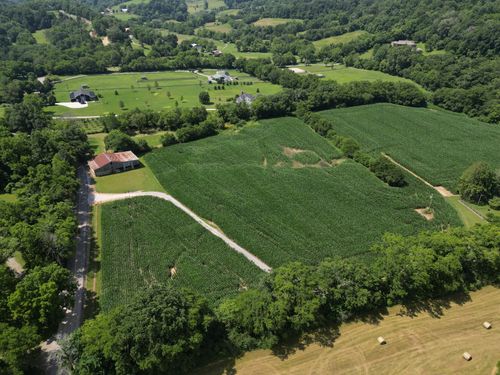3349 Sweeney Hollow Rd, Franklin, TN, 37064-9576 | Card Image