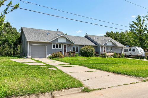 716 Se Magazine Road, Ankeny, IA, 50021 | Card Image