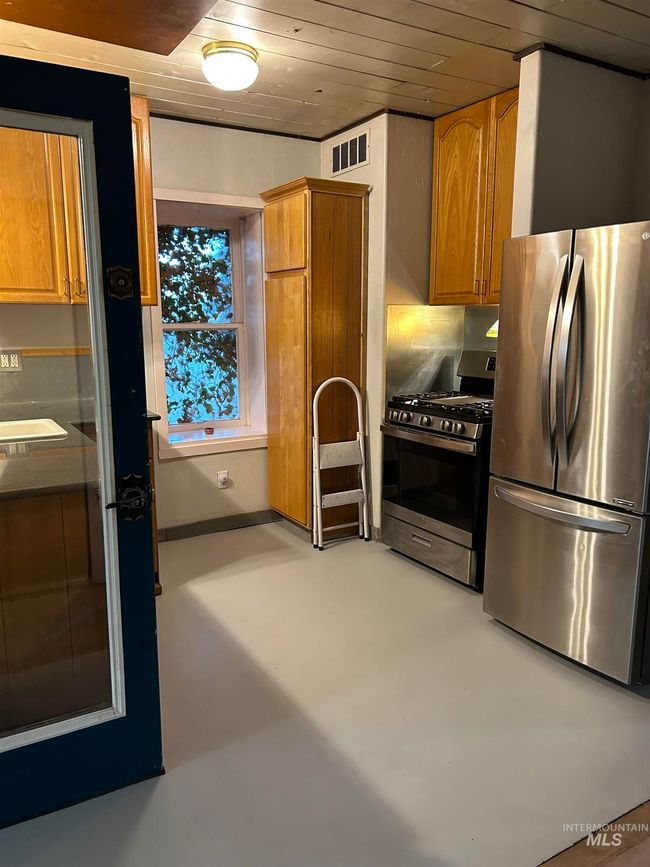 309 E E C St, House other with 3 bedrooms, 2 bathrooms and null parking in Shoshone ID | Image 18