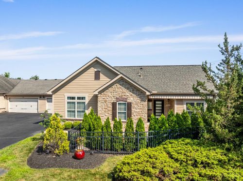 9101 Park Place Cir, West Chester, OH, 45069-4956 | Card Image