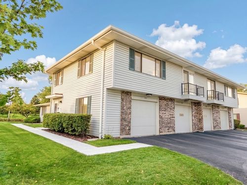 935-935 Shattuck Lane, Schaumburg, IL, 60194 | Card Image
