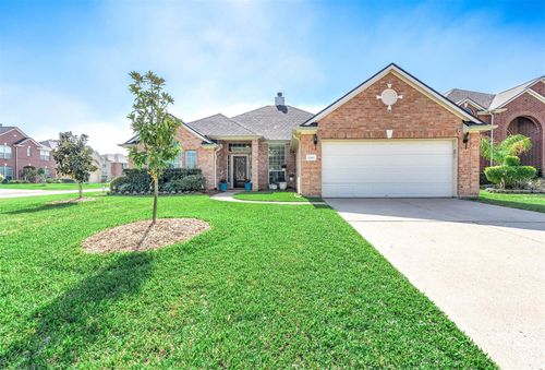 12102 Auburn Shores Court, Pearland, TX, 77584 | Card Image