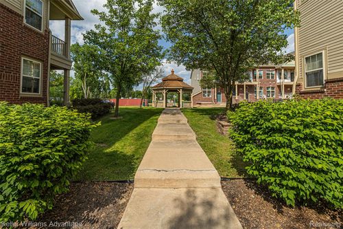 438 Old Pine Way, Walled Lake, MI, 48390-3546 | Card Image