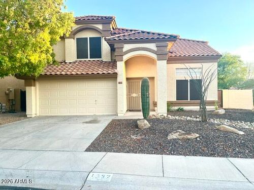 1237 E Glenhaven Dr, Phoenix, AZ, 85048-4733 | Card Image
