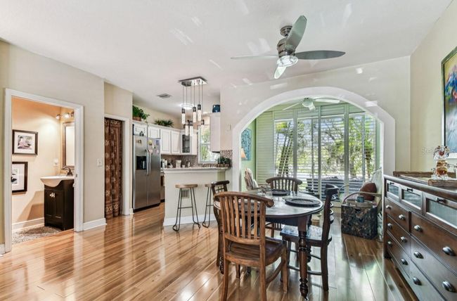 12472 Country White Cir, Townhouse with 2 bedrooms, 2 bathrooms and null parking in TAMPA FL | Image 9