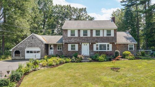 17 Reeds Ferry Way, Merrimack, NH, 03054-2839 | Card Image