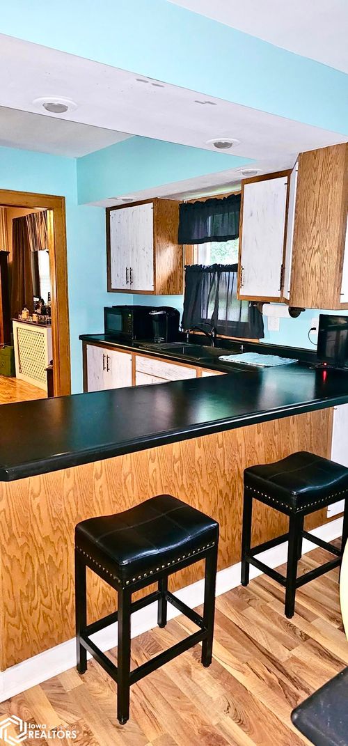 200 9th St N, Northwood, IA, 50459-1230 | Card Image