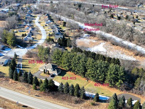 303 Trail Of Pines Ln, Burlington, WI, 53105 | Card Image