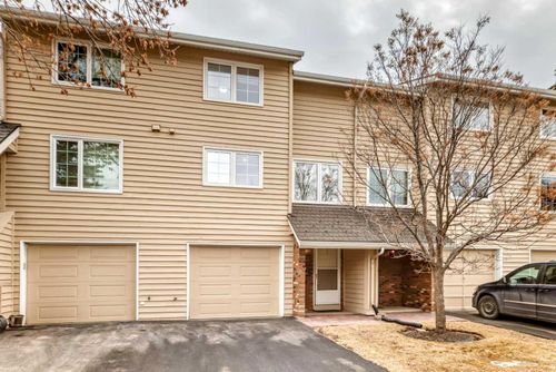 322 Point Mckay Gdns Nw, Calgary, AB, T3B4V8 | Card Image