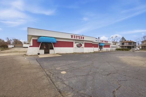 927 W Columbia St, Springfield, OH, 45504-2737 | Card Image