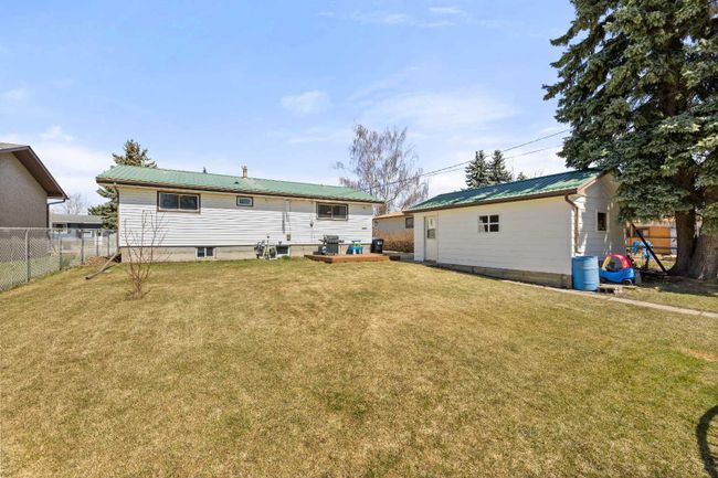2143 18 Avenue, Home with 3 bedrooms, 1 bathrooms and 4 parking in Didsbury AB | Image 27