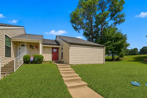 41 Driving Range Ln, Trinity, TX, 75862-8918 | Card Image