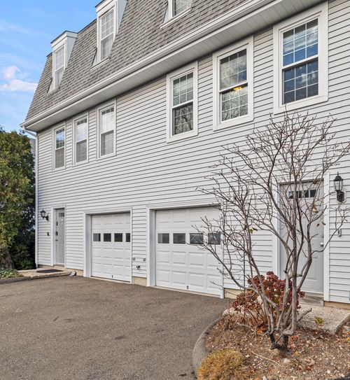 34c-254 Seaside Avenue, Stamford, CT, 06902 | Card Image