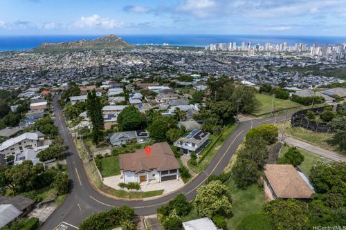 4556 Sierra Dr, Honolulu, HI, 96816-4024 | Card Image