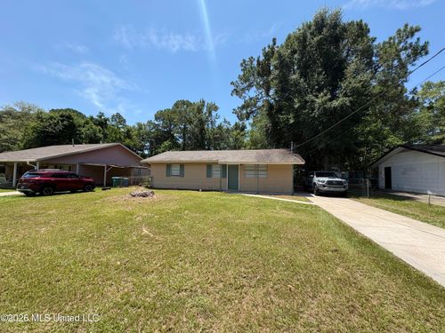 227 Linda Drive, Ocean Springs, MS, 39564 | Card Image