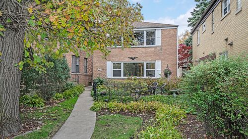 1-3046 Central St, Evanston, IL, 60201-1167 | Card Image
