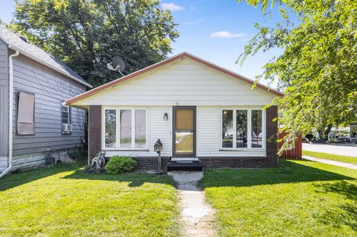 411 S Fulton Ave, Bradley, IL, 60915-2321 | Card Image