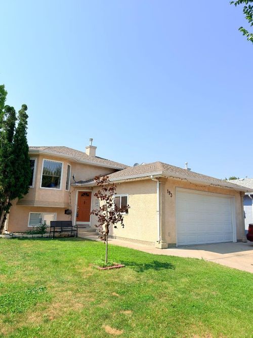 193 Uplands Blvd N, Lethbridge, AB, T1H6K5 | Card Image